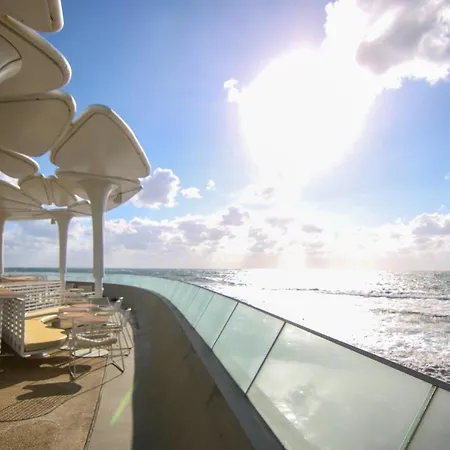 Phaedrus Living Seaview Flat Limnaria 154