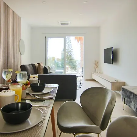 Phaedrus Living Seaview Flat Limnaria 154