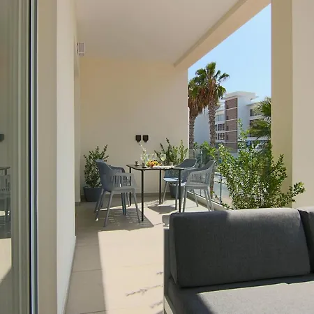 Phaedrus Living Seaview Flat Limnaria 154 *